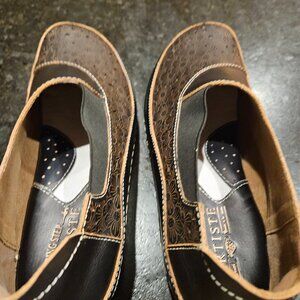 New without box L'Artiste Burbank Slip-On/Clog Size 39